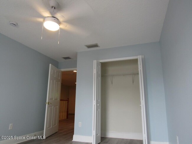 Building Photo - 246 Tin Roof Ave
