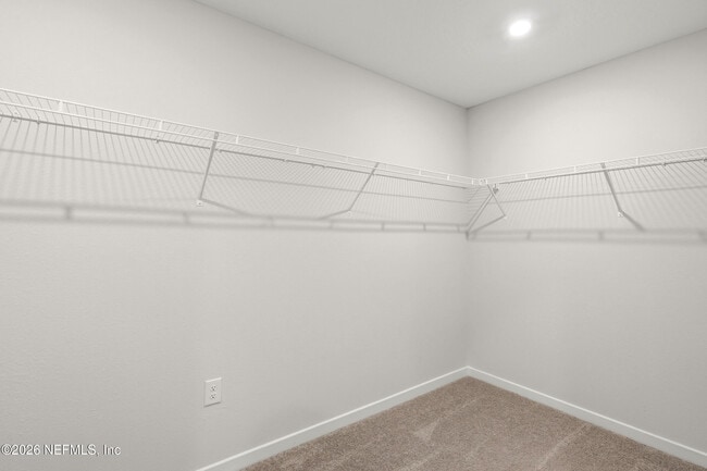 Building Photo - 14742 Cashew Ave