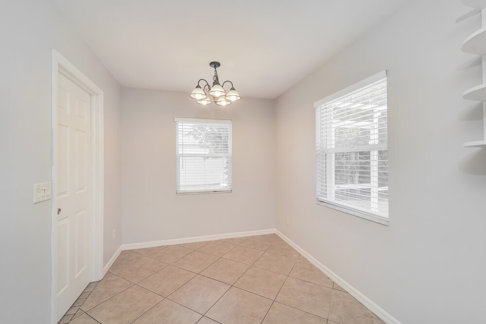Building Photo - 1413 SW 11th Pl