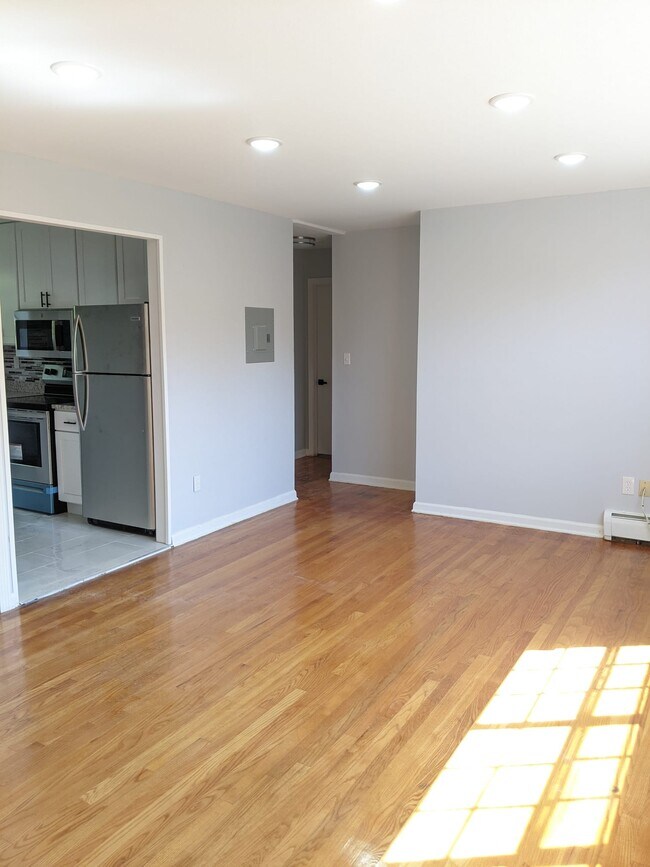 Building Photo - Beaver Brook Apartments