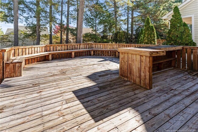 Building Photo - 136 Cottswold Ln