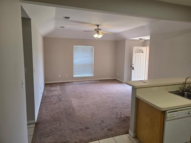 Building Photo - 512-514 Jack Harris St