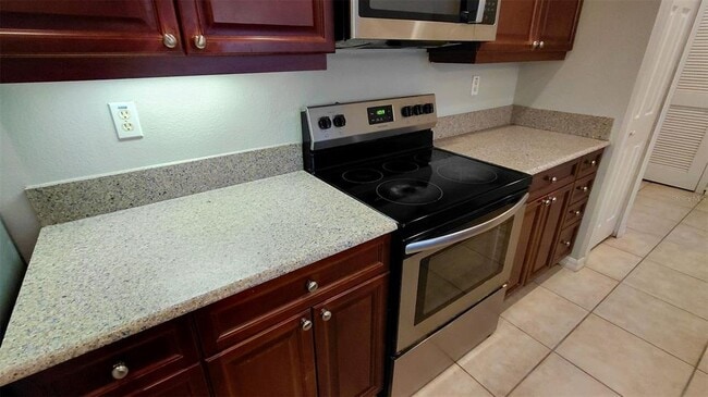 Building Photo - 11564 Mizzon Dr