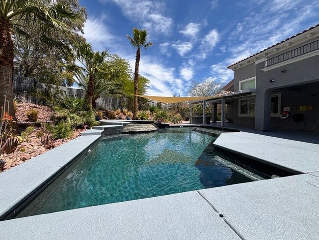Building Photo - 11548 Valentino Ln