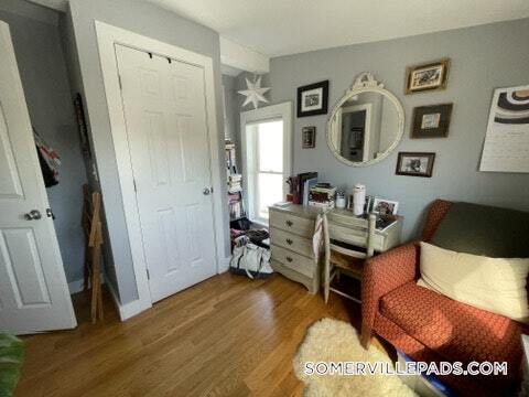 Building Photo - 287 Beacon St