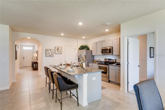 Building Photo - Riviera Bella - River Community Welcome to your new home!  CALL Sheila 407-687-7900