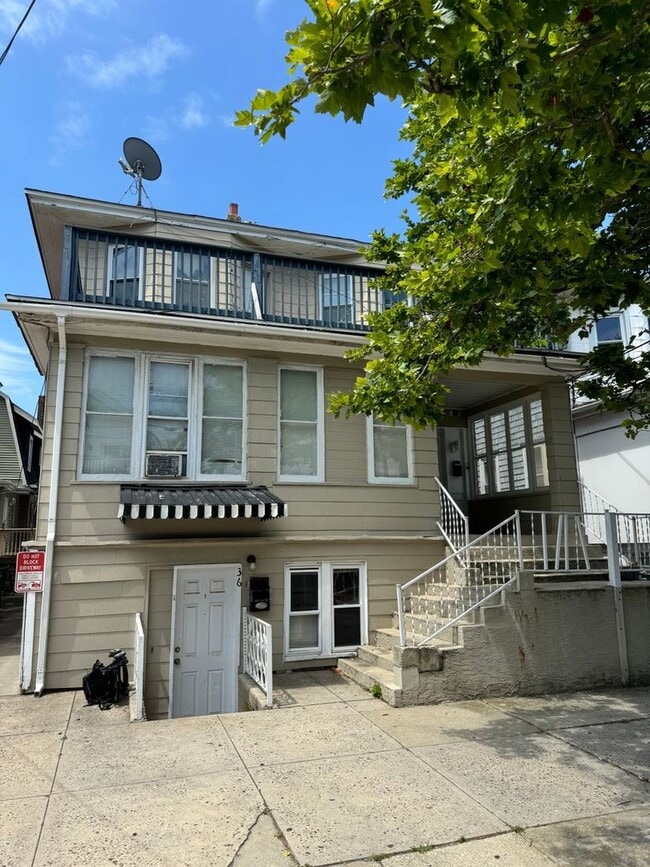Building Photo - 36 Elberon Ave