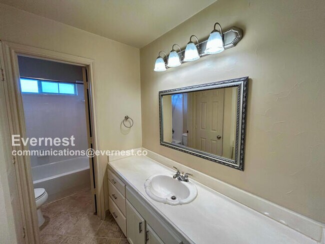 Building Photo - 3405 Grand Mesa Dr