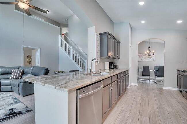 Building Photo - 1428 Casterton Cir