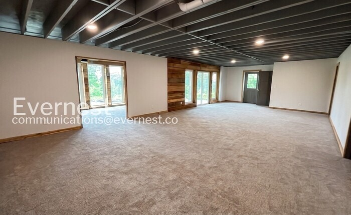 Building Photo - 840 Piney Rdg Trl