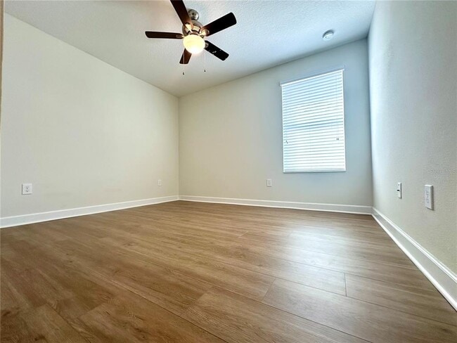 Building Photo - 10247 Love Story St