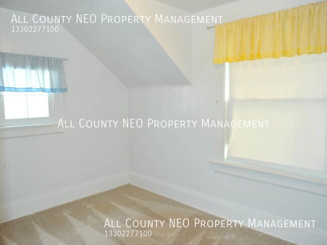 Building Photo - 1422 Elder Ave