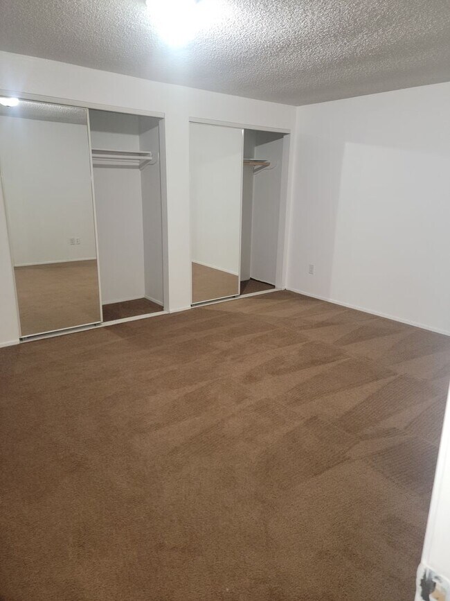 Building Photo - 12121 105th Ave Ct E