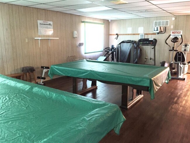 Building Photo - 315 30th Ave W