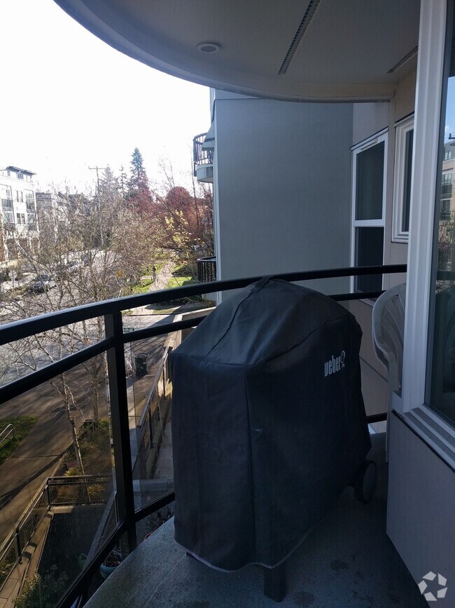 Building Photo - Gorgeous 1BDR in the heart of Queen Anne!