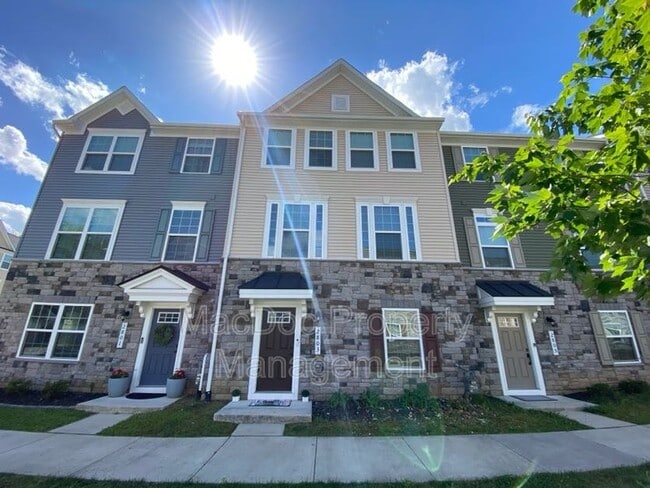 Building Photo - 2803 Wheatland Station Way