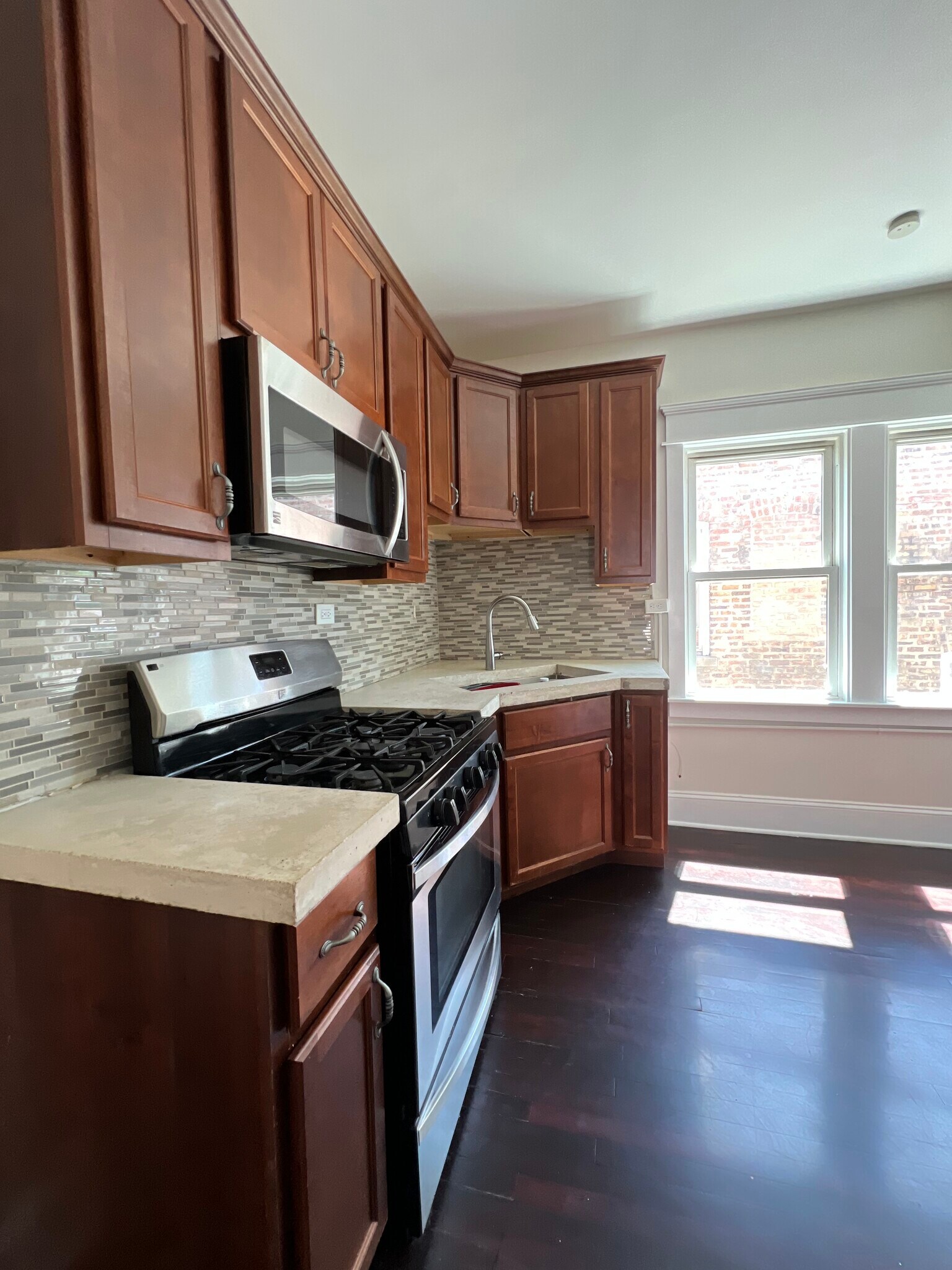 Building Photo - 1828 S 58th Ave