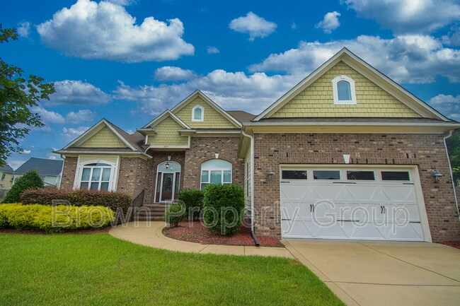 Primary Photo - 4025 Fallberry Dr