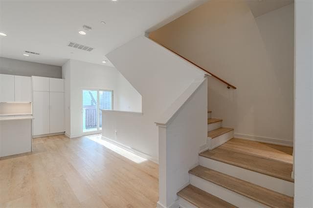 Building Photo - 6012 Hudson St