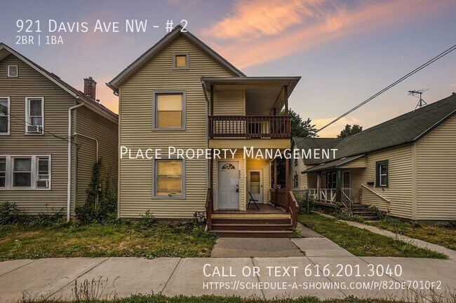 Building Photo - 921 Davis Ave NW