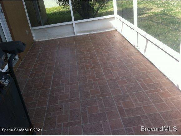 Building Photo - 2244 Bayhill Dr
