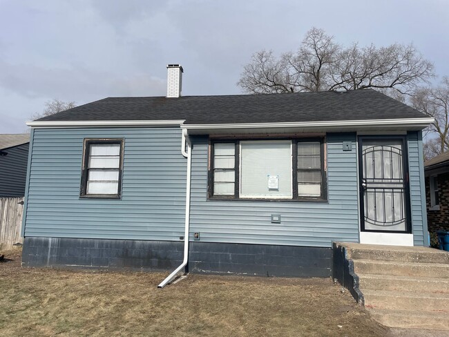 Primary Photo - 2BD/1BA Home In Gary IN