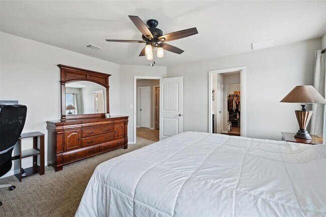 Building Photo - 1405 Fairhaven Gtwy