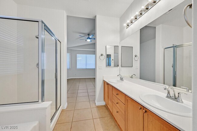 Building Photo - 767 Wigan Pier Dr