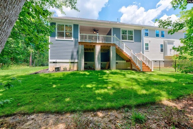 Building Photo - 300 Sunnycrest Ln