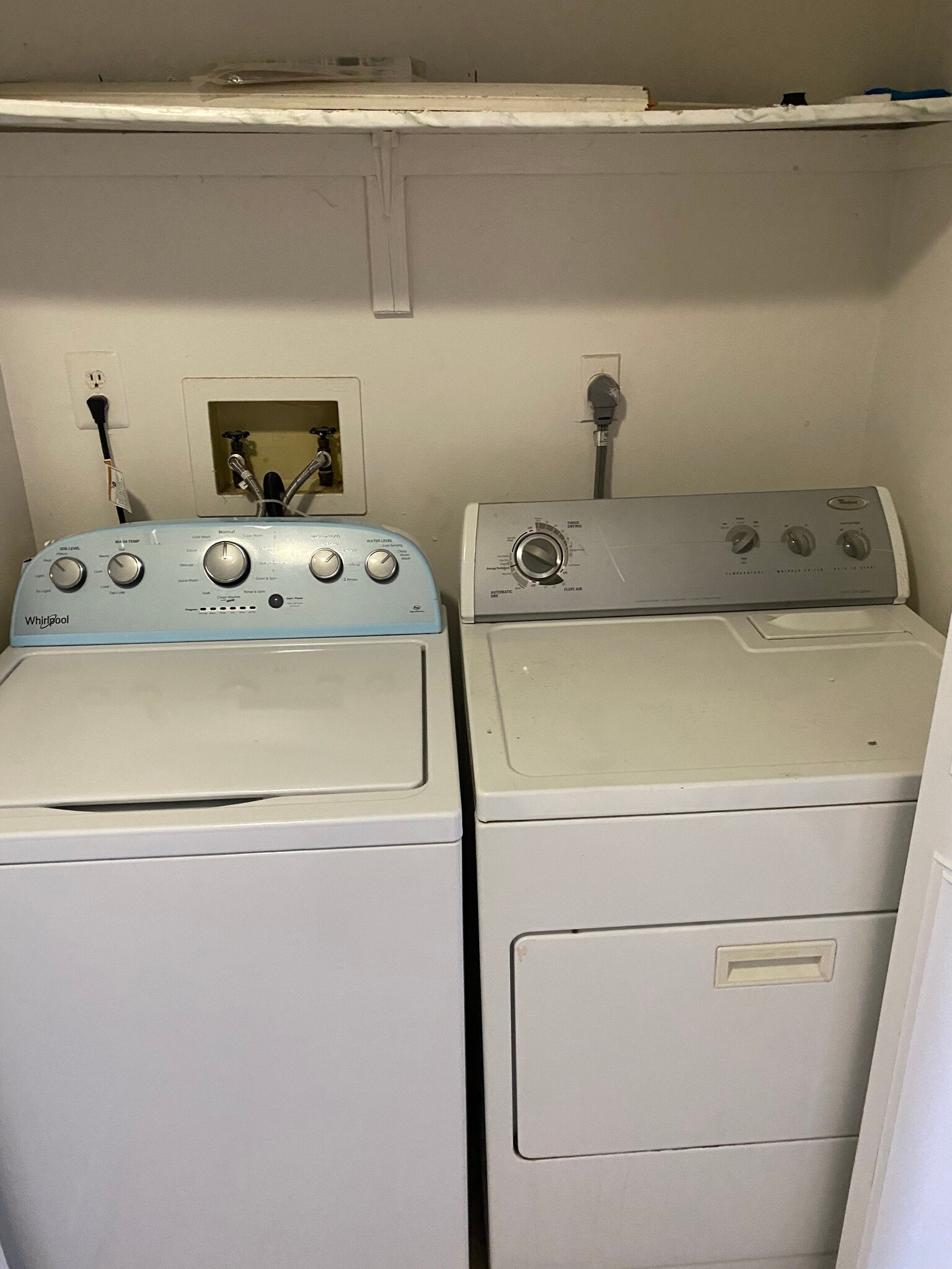 Laundry In Unit - 907 Woodbridge Commons Way