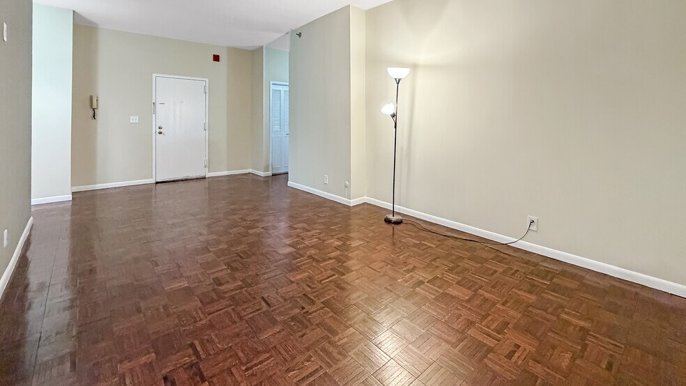 Building Photo - 326 Prospect Ave