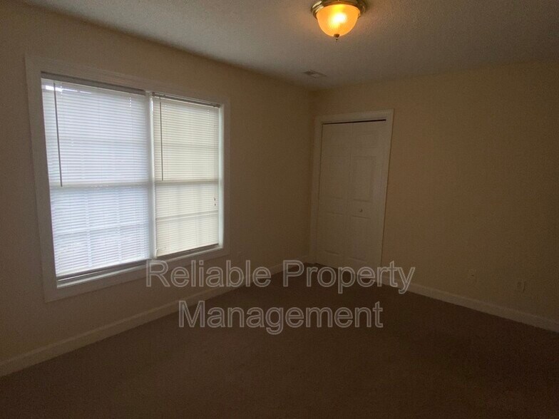 Building Photo - 104 Boykin Ave