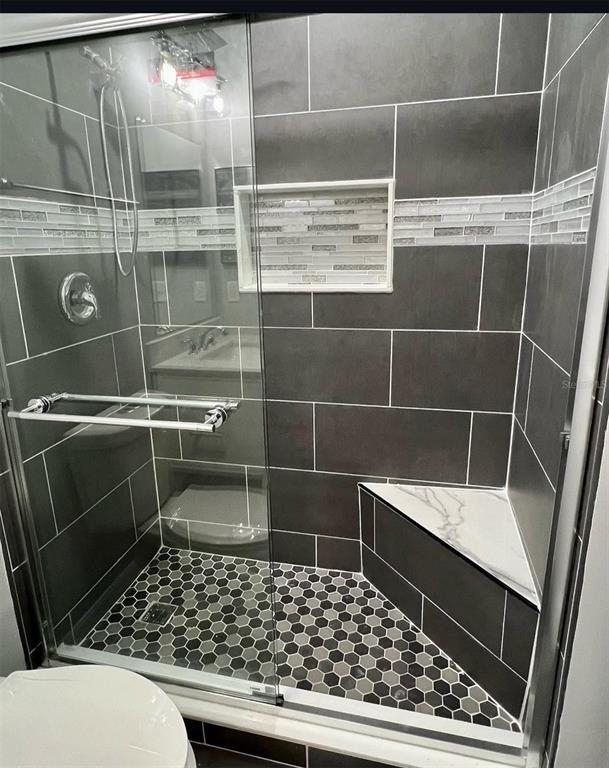 Building Photo - 1995 Erving Cir