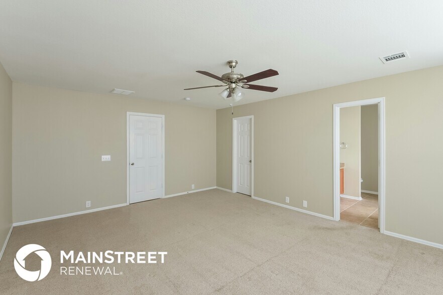 Building Photo - 9522 Ascending Port