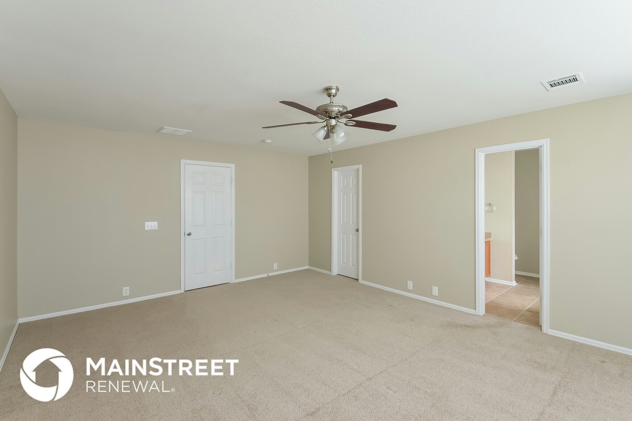 Building Photo - 9522 Ascending Port