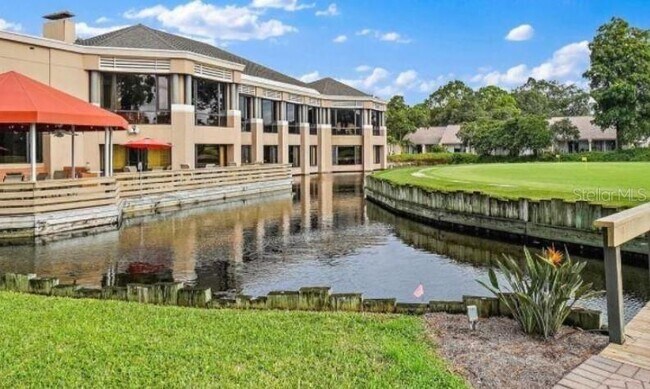 Building Photo - 3677 Longmeadow Dr
