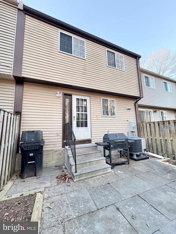 Building Photo - 8263 Burning Forest Ct