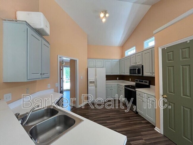 Building Photo - 232 Walnut Creek Dr