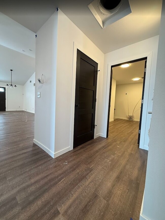 Building Photo - 5535 164th St