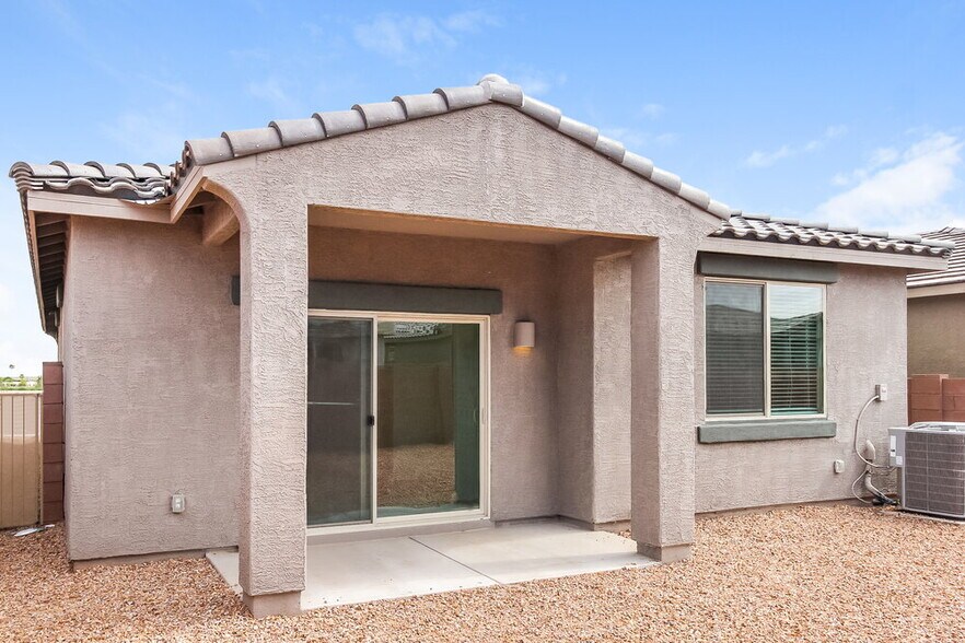 Building Photo - 11857 W Charismatic Dr