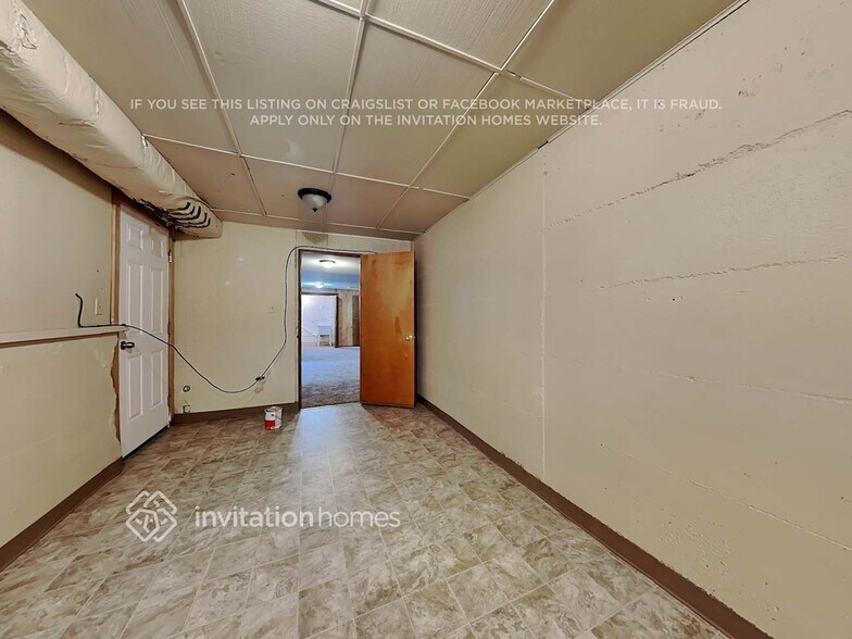 Building Photo - 617 S 301st St