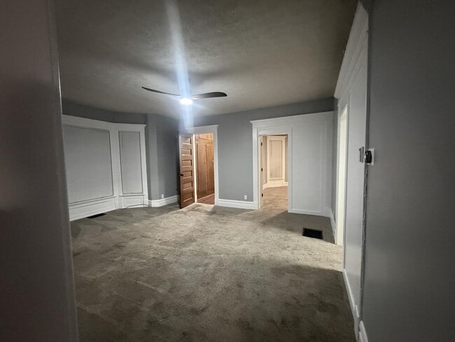 Building Photo - 202-204 Central Ave