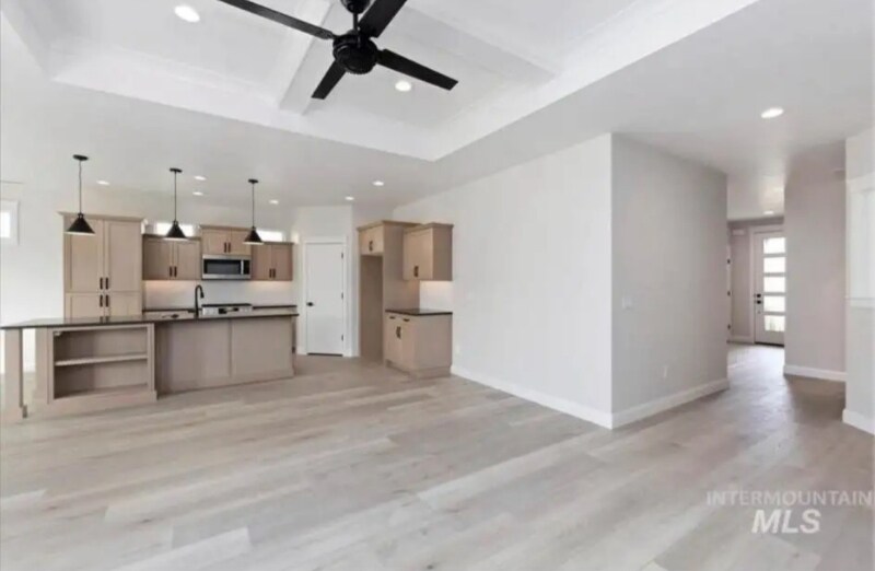 Building Photo - 15035 Veraison Pl