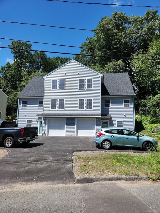 Primary Photo - 1642 Highland Ave