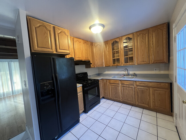 Building Photo - 22223 Navaho Ave