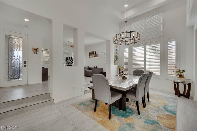 Building Photo - 10336 Early Morning Ave