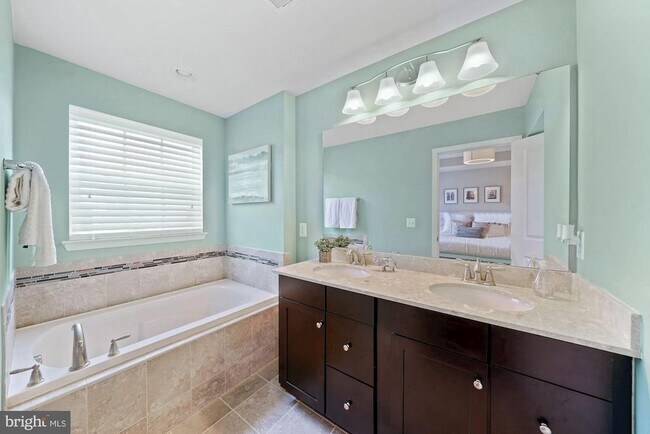 Building Photo - 42586 Harlow Meadows Terrace