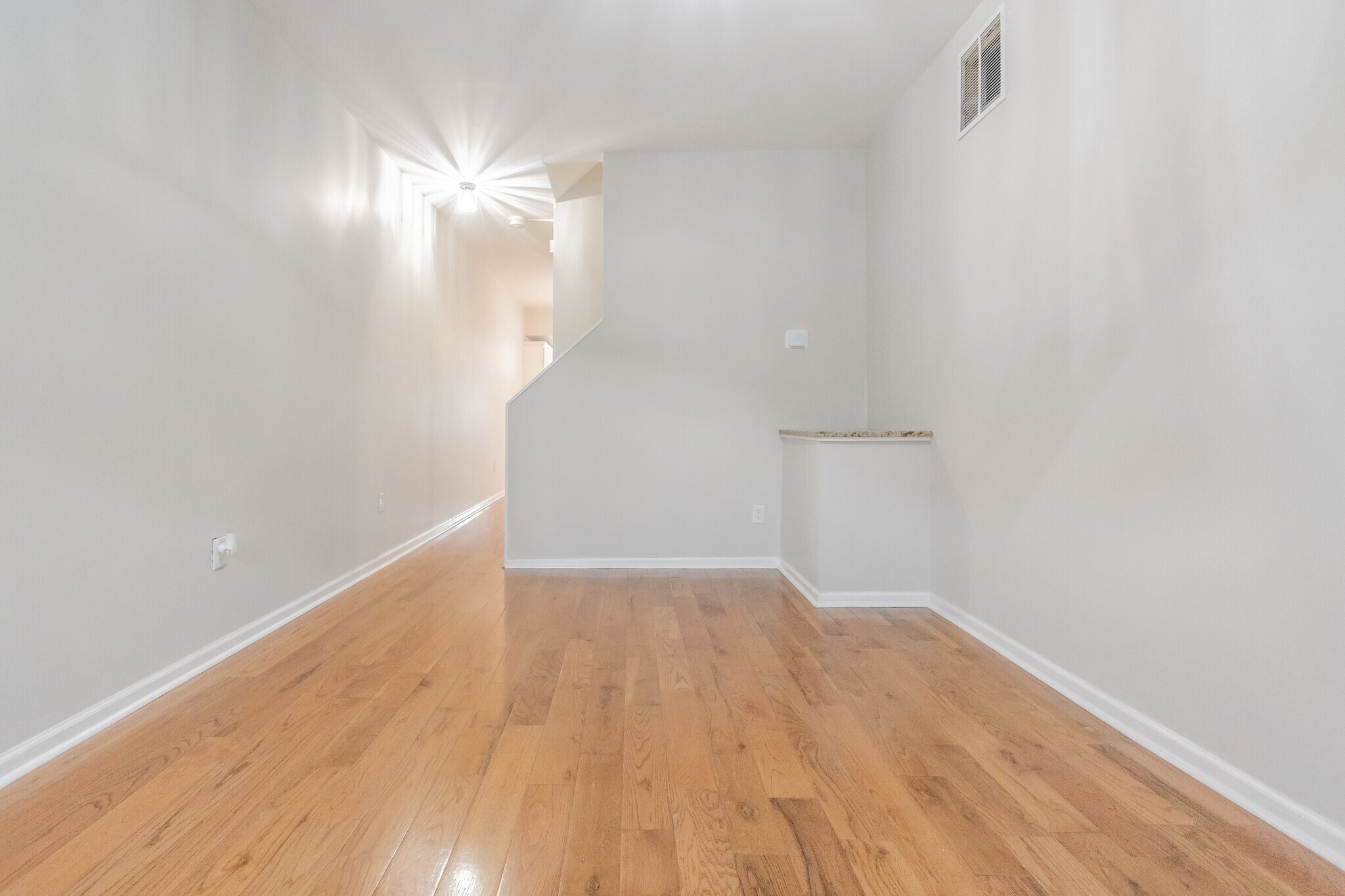 Building Photo - 1235 N Bond St