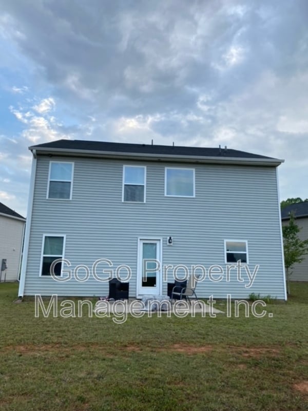 Building Photo - 811 Millsgrove Ct
