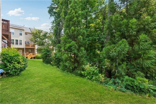 Building Photo - 733 Wexford Cove Way